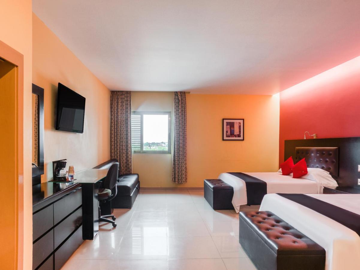Veracruz Suites Hotel Exterior foto